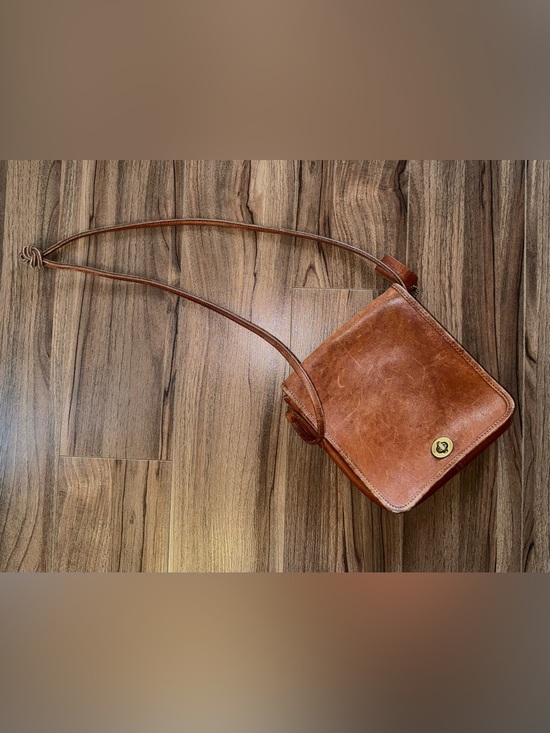 Coach Handbags - 🤎RARE VINTAGE Coach British Tan Leather Companion Crossbody Bag USA Made🤎